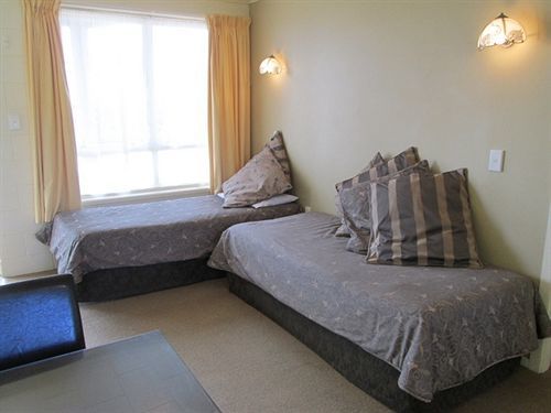 Shortland Court Motel Thames Extérieur photo