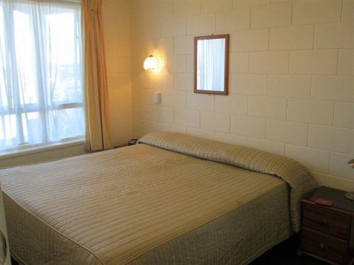 Shortland Court Motel Thames Extérieur photo